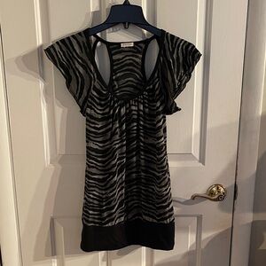 Maurices Black and Gray Zebra Print Tank